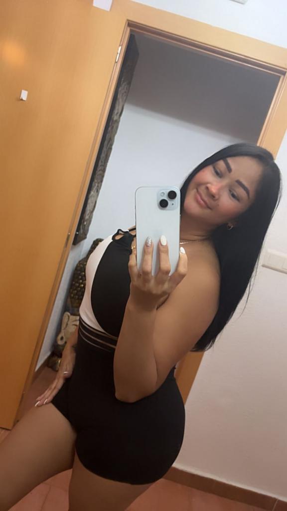 604247807: Chica busca chico en Valencia