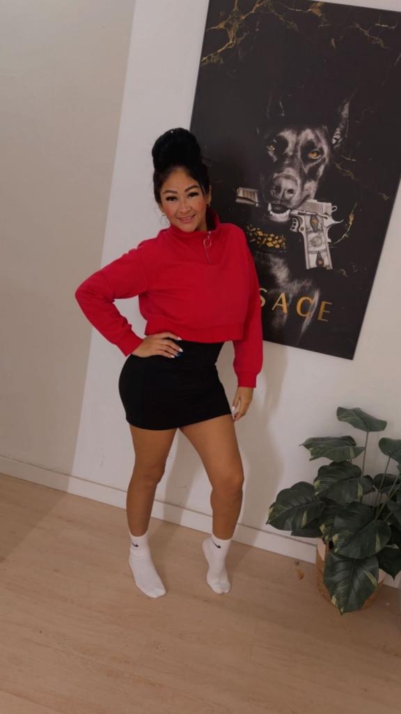 Chica busca chico en Valencia: Chica busca chico