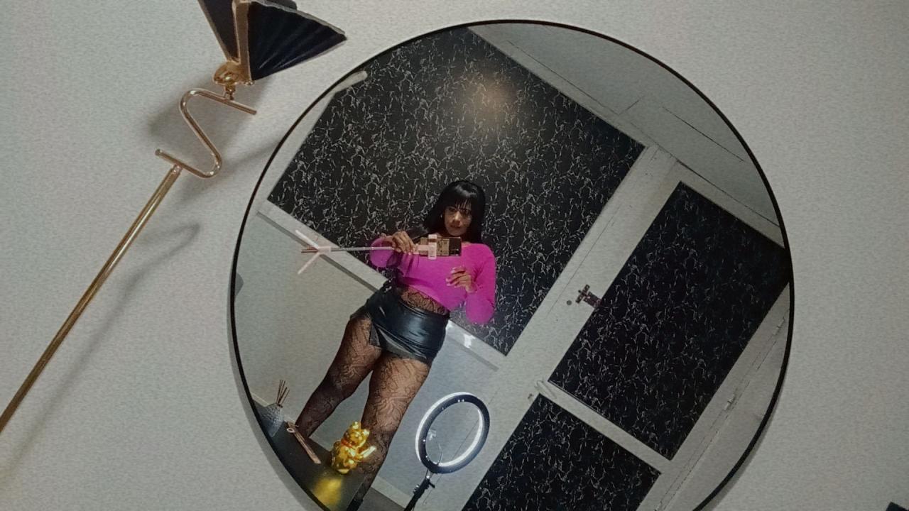 643219126: Chica busca chico en Valencia