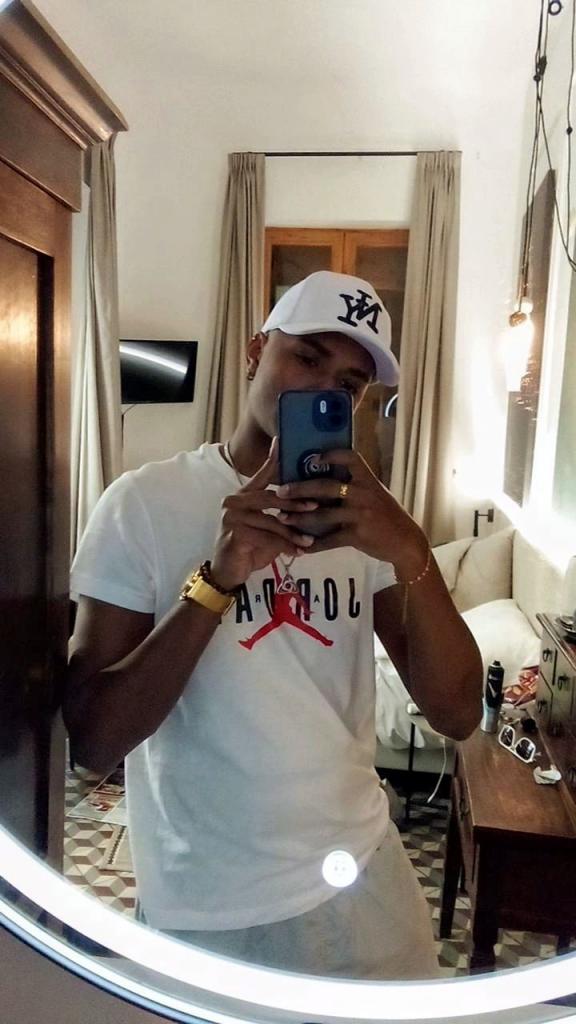 641884530: Chico busca chica en Alicante