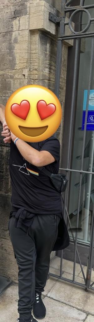 Chico busca chica en Pontevedra: 