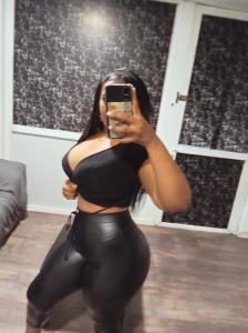 643220965: Chica busca chico en Valencia