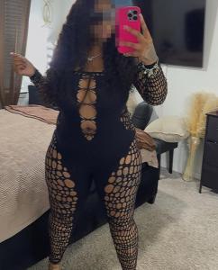 662649339: Chica busca chico en Barcelona