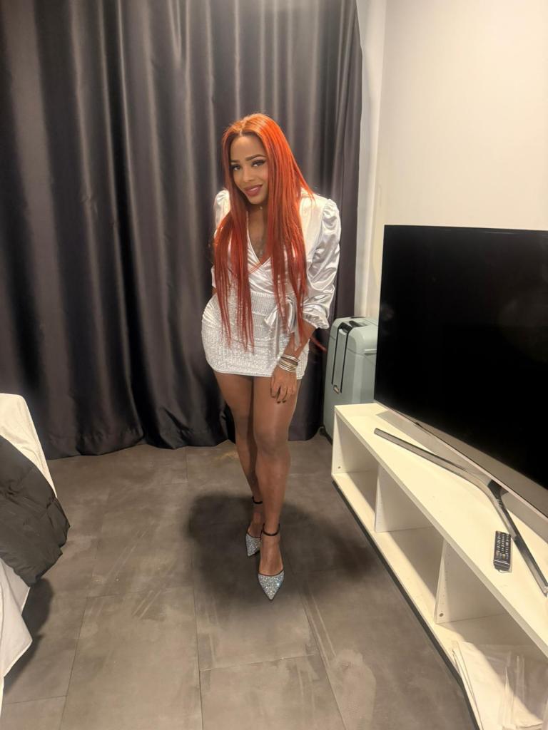 614559833: Transexual en Zaragoza