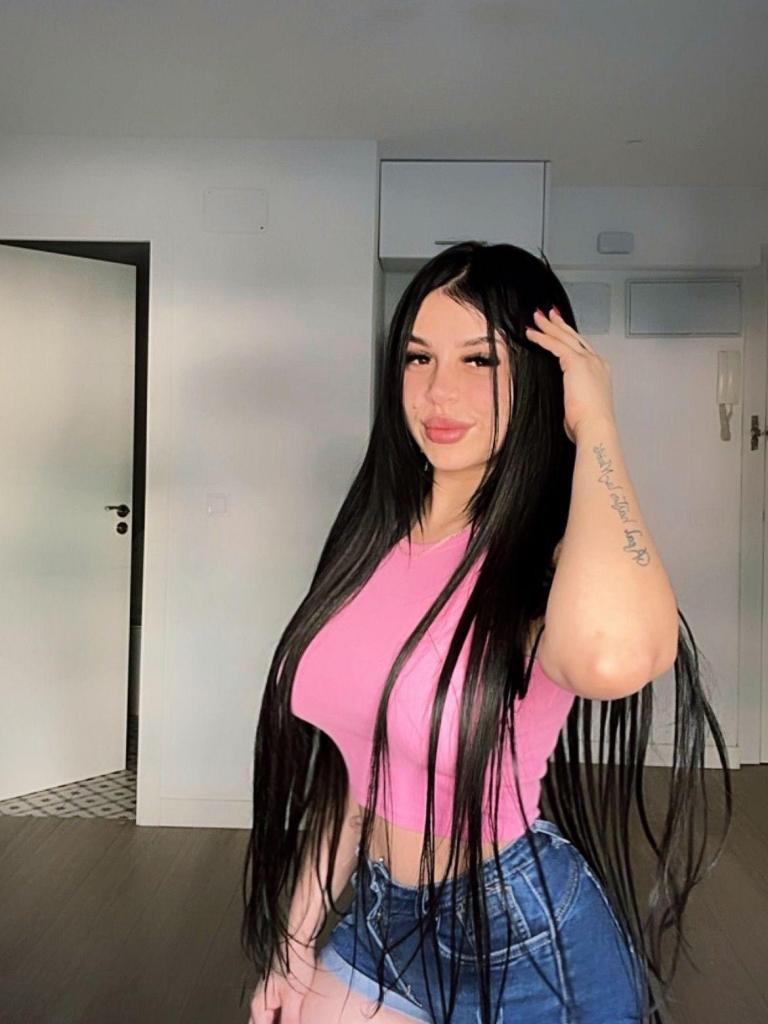 Chica busca chico en Ibiza: 