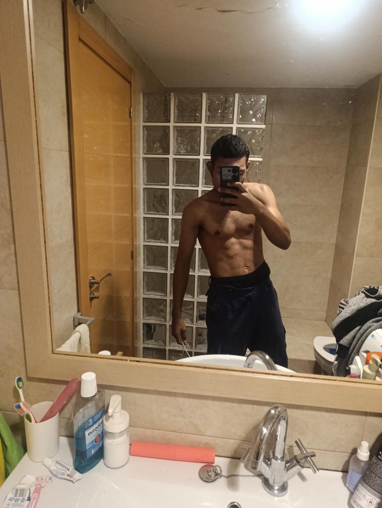 Chico busca chica en Barcelona: 