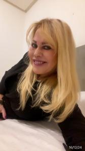 632094398: Chica busca chico en Asturias