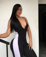 613903885: Chica busca chico en Madrid