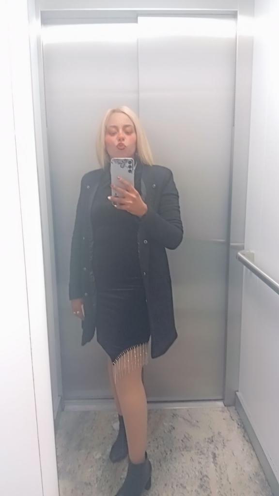 Chica busca chico en Tenerife: 