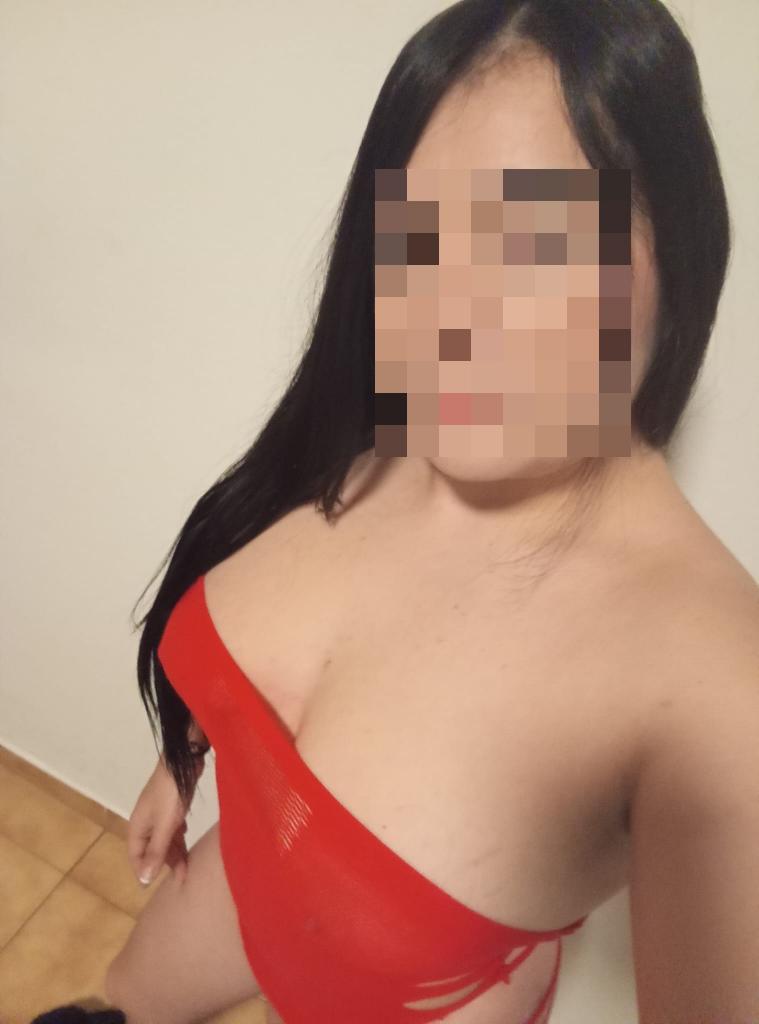 Chica busca chico en Almería: 