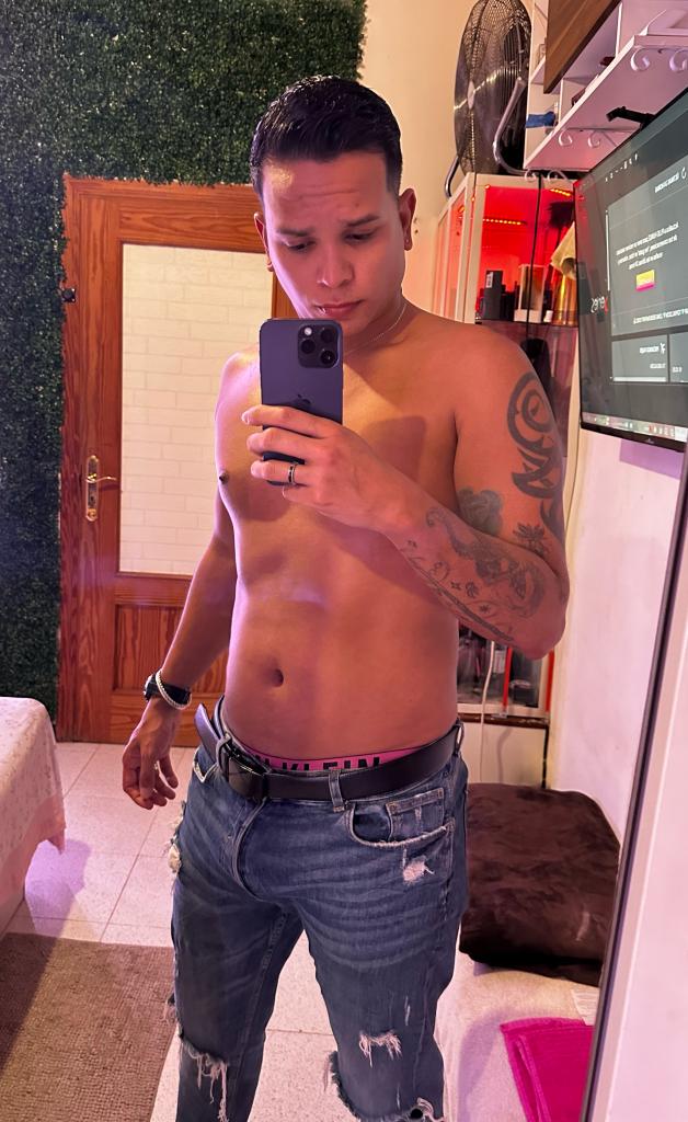 631225566: Chico busca chica en Mallorca