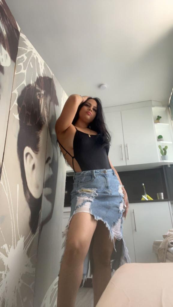 Chica busca chico en Pontevedra: 