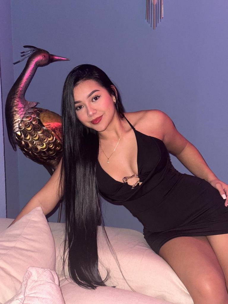 Chica busca chico en Ibiza: 