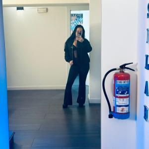 617064423: Chica busca chico en Pontevedra