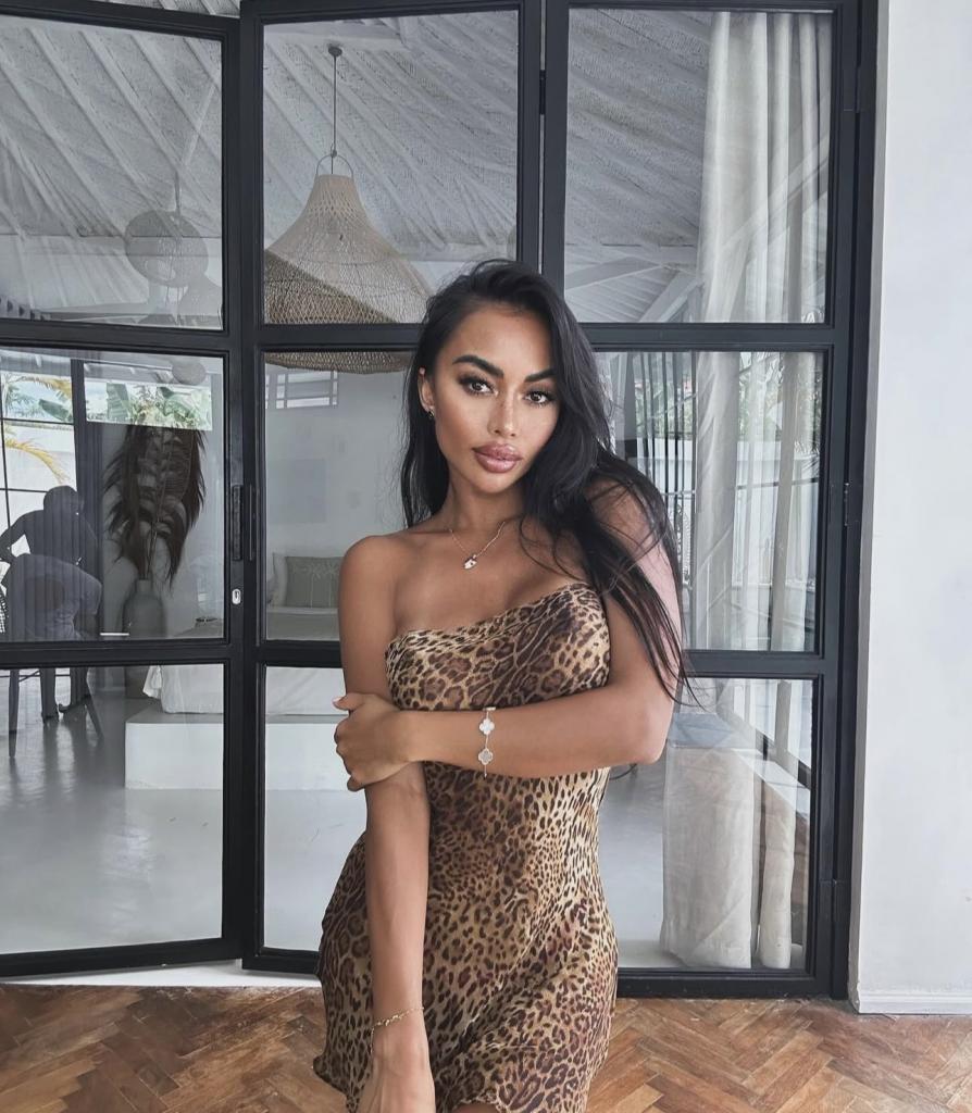 Chica busca chico en Cádiz: 