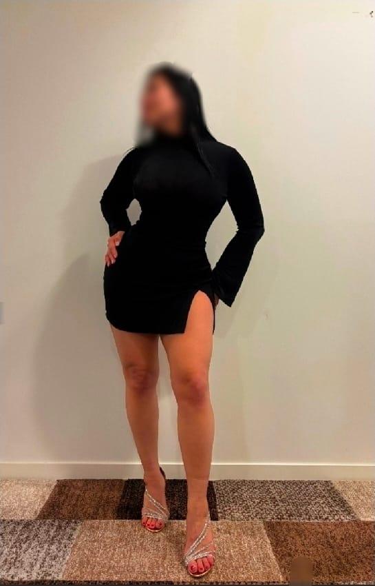 607161230: Chica busca chico en Barcelona