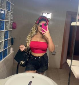 Chica busca chico en Tenerife: 