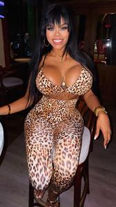 617560384: Chica busca chico en Málaga