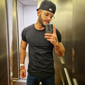 Chico busca chica en Las Palmas: 