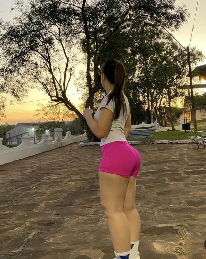 Chica busca chico en Orense: 