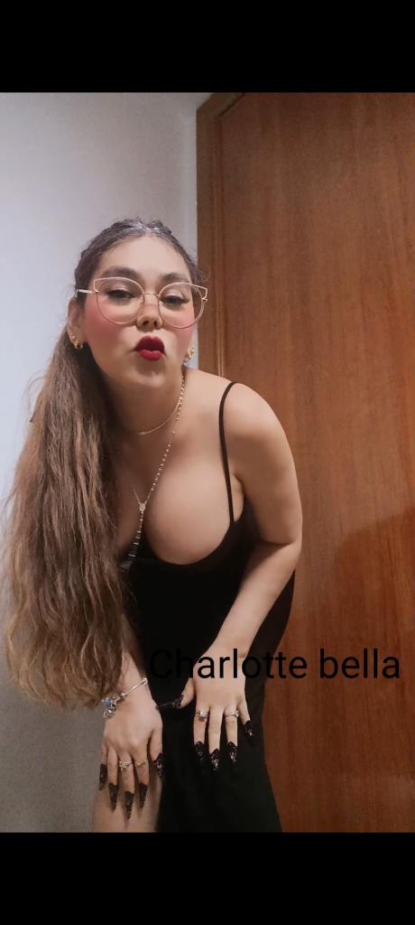 697754212: Chica busca chico en Granada