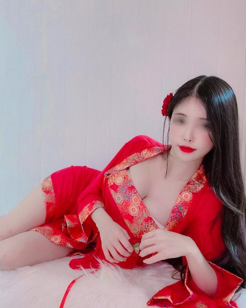 Chica busca chico en Madrid: Chica busca chico