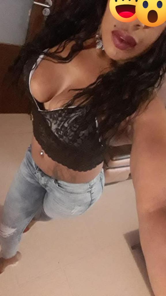 605463871: Chica busca chico en Albacete