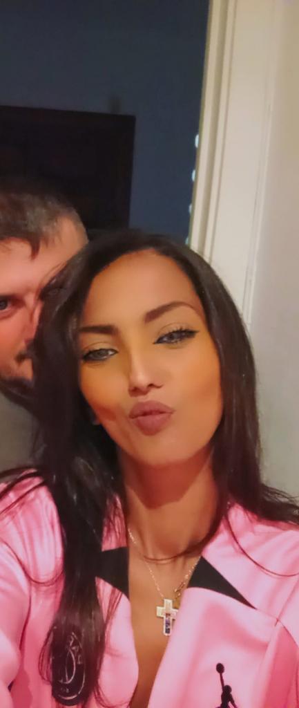 627811196: Chico busca chica en Barcelona