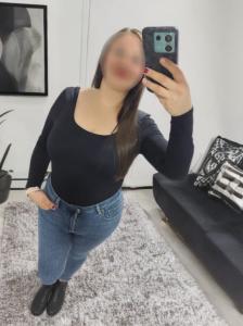 663782141: Chica busca chico en Murcia