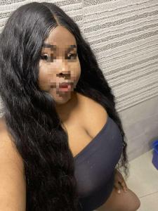 614093487: Chica busca chico en Valencia