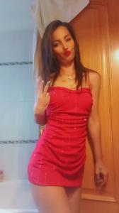 671593753: Chica busca chico en Barcelona