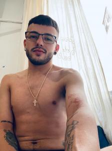 674659551: Chico busca chica en Madrid