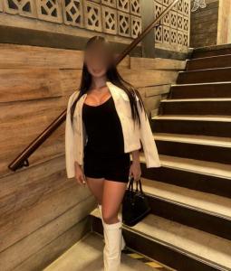 642948524: Chica busca chico en Madrid