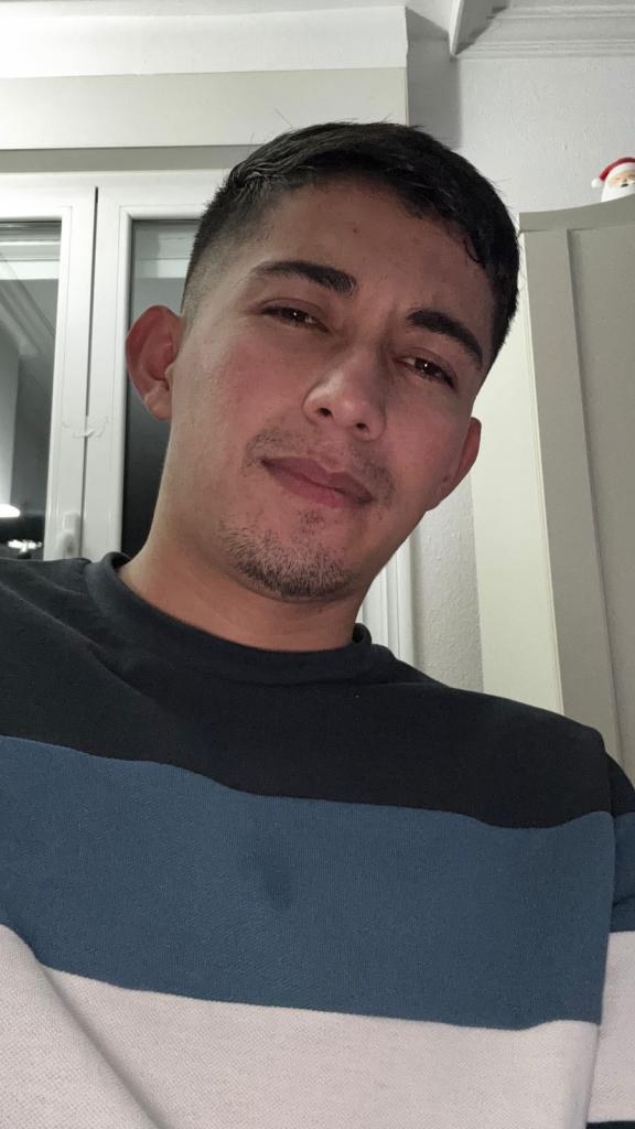 624994930: Chico busca chica en Burgos