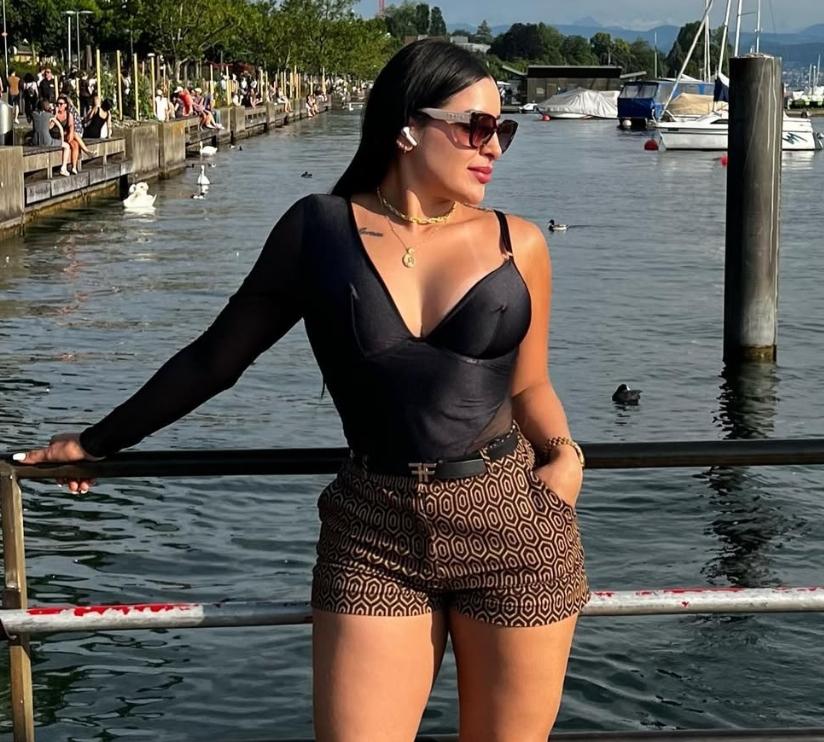 Chica busca chico en Cádiz: 