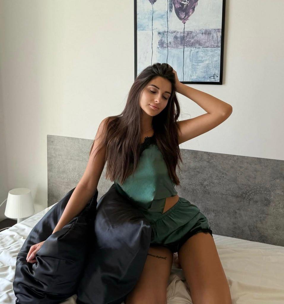 613771968: Chica busca chico en Málaga