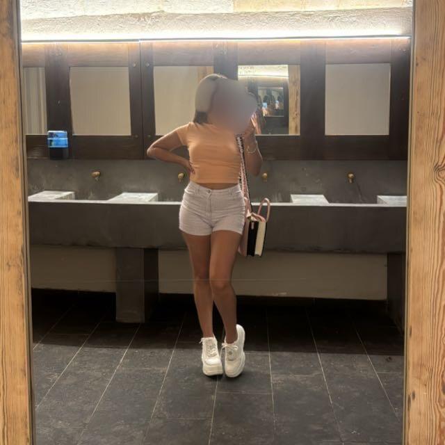 Chica busca chico en Cádiz: 