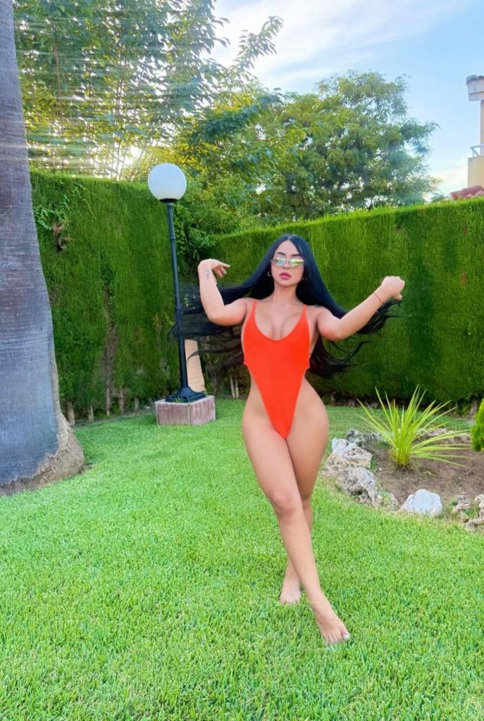 Chica busca chico en Tenerife: 