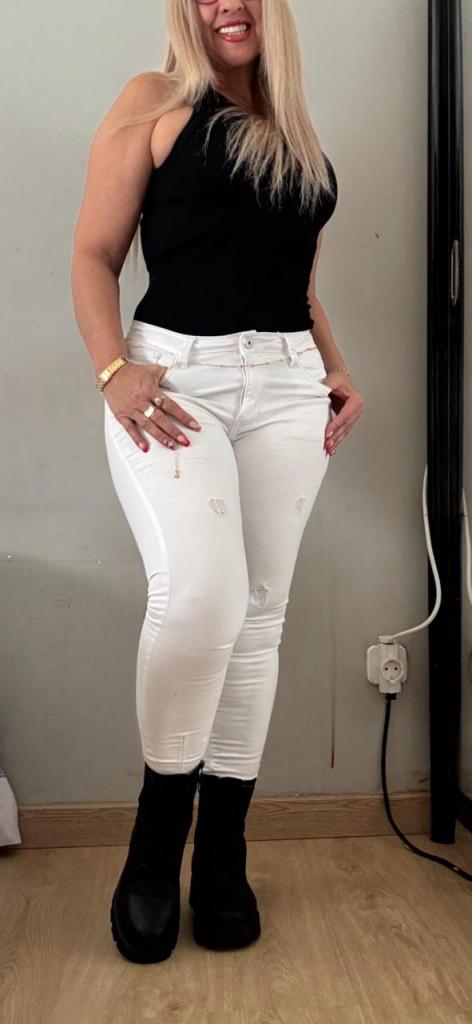 Chica busca chico en Madrid: 