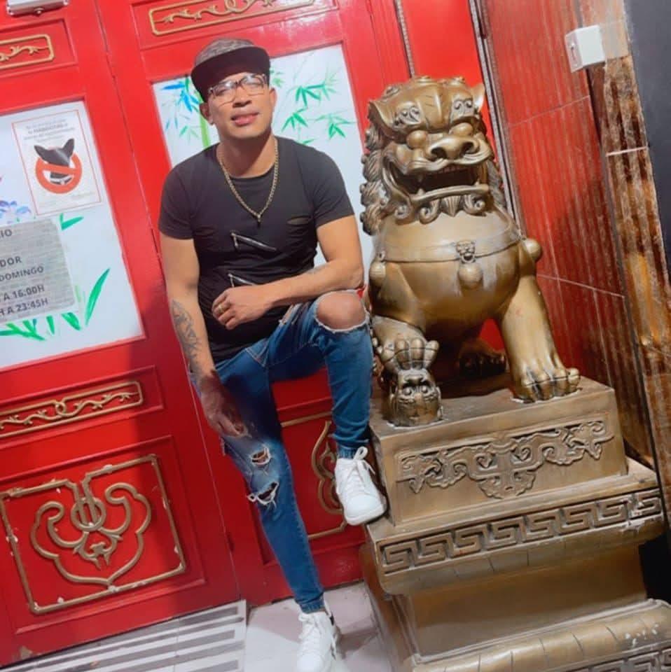 Chico busca chica en Barcelona: 