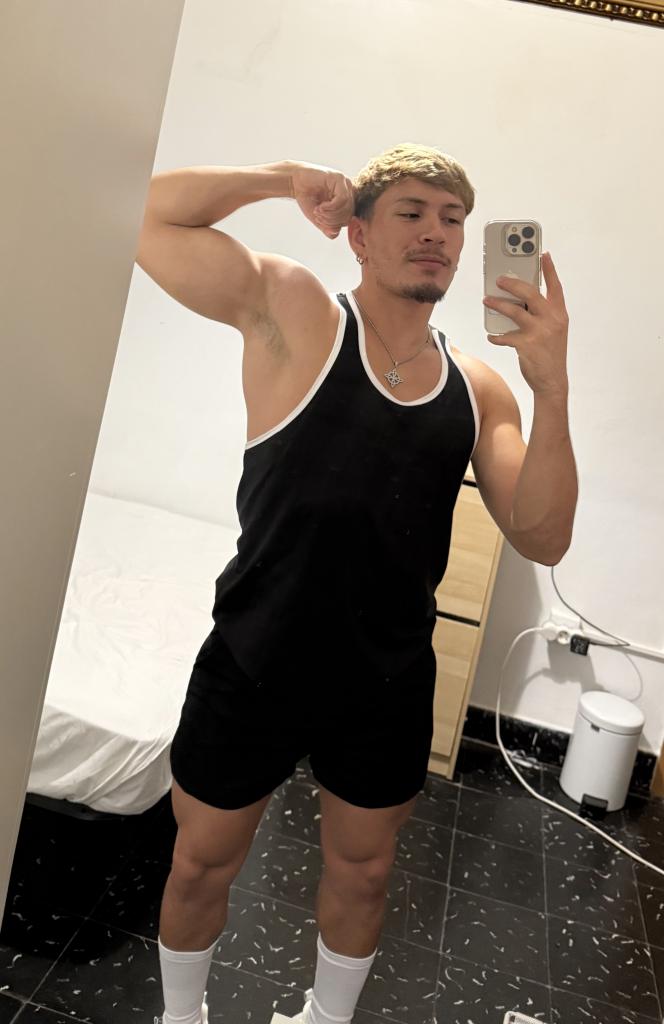 Chico busca chica en Málaga: 