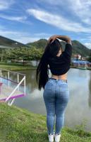 672886635: Chica busca chico en Navarra