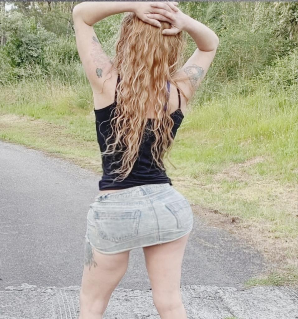 Chica busca chico en Orense: 