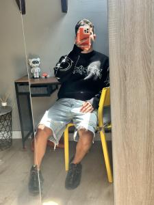 Chico busca chica en Pontevedra: 