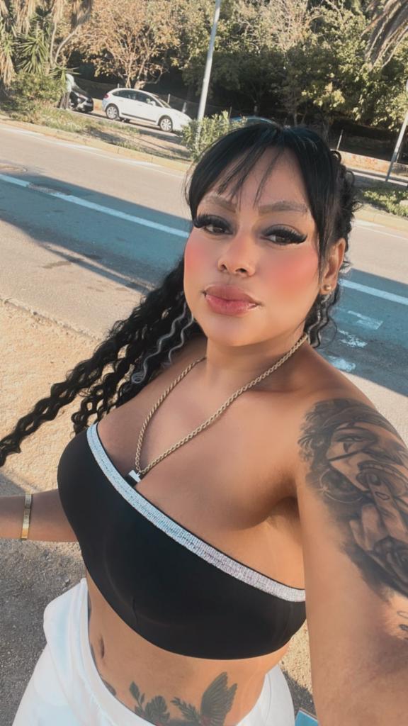 624794310: Chica busca chico en Valencia