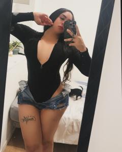 663997609: Travesti en Valencia