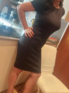 663037867: Chica busca chico en Madrid