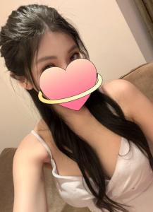 669547079: Chica busca chico en Gerona