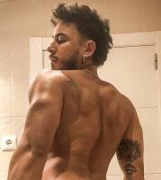 672044911: Chico busca chica en Navarra