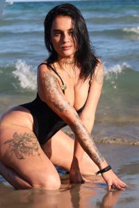 Chica busca chico en Alicante: 